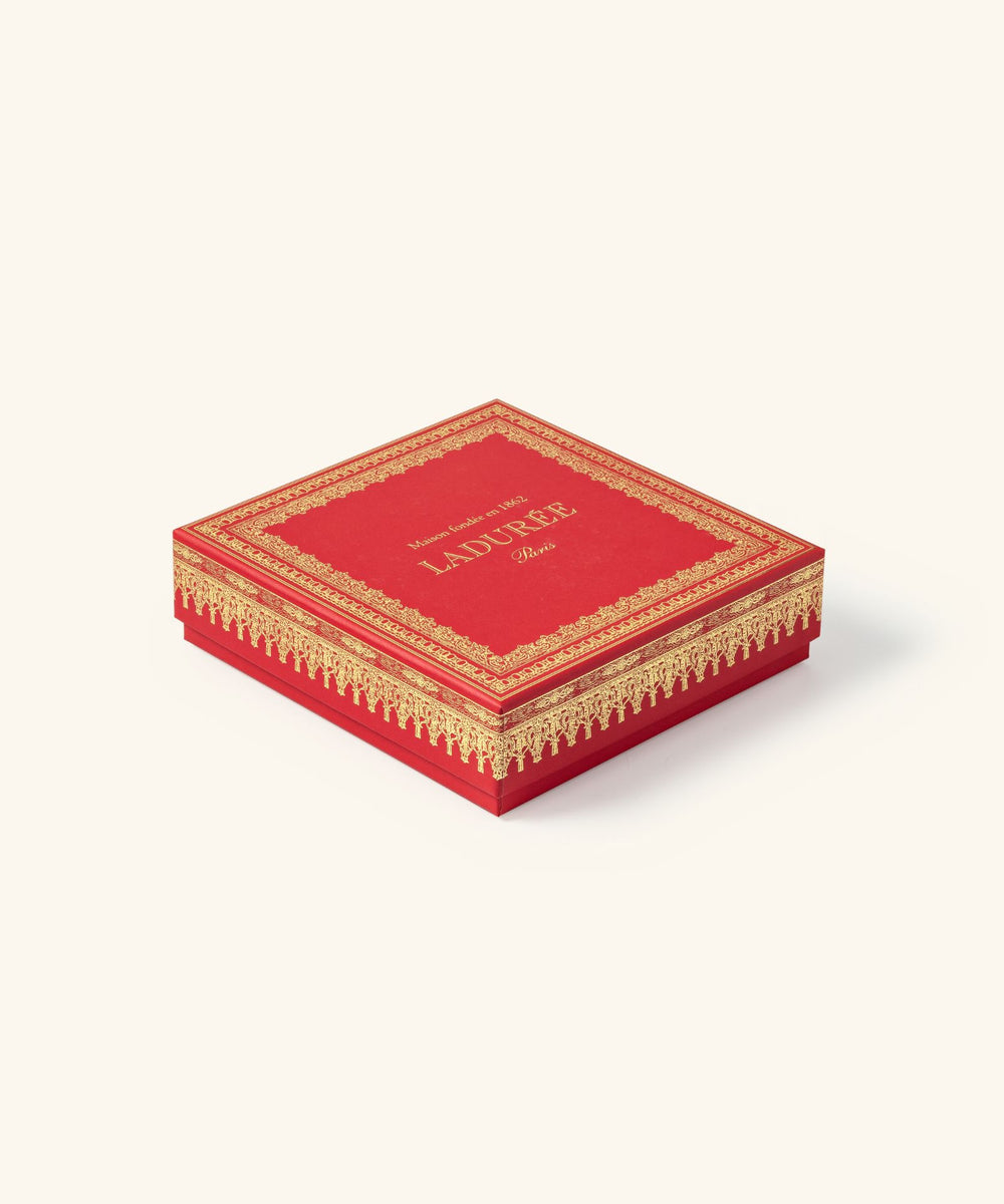 "Napoléon" 18 macarons gift box - Imperial Red - Image 2