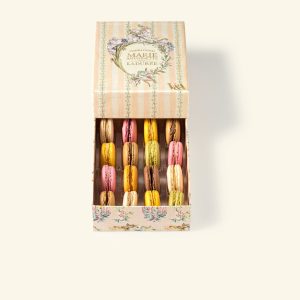 Coffret de 16 macarons "Marie-Antoinette"